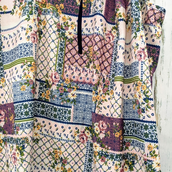3/$20 Modcloth Plus Size Faux Patchwork Boho Top - Picture 5 of 8